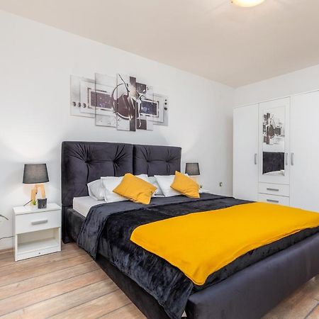 Villa Ostone Pula Zewnętrze zdjęcie