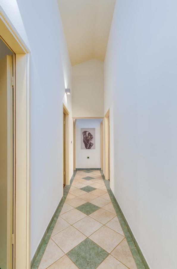 Villa Ostone Pula Zewnętrze zdjęcie